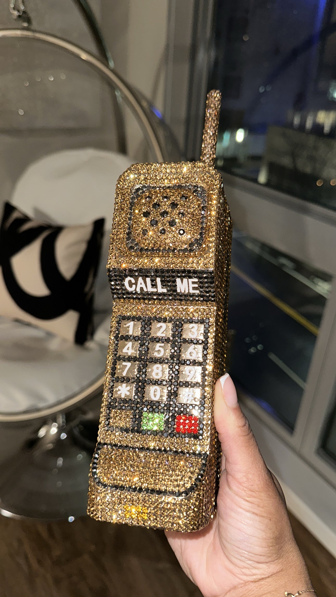 HOTLINE BLING