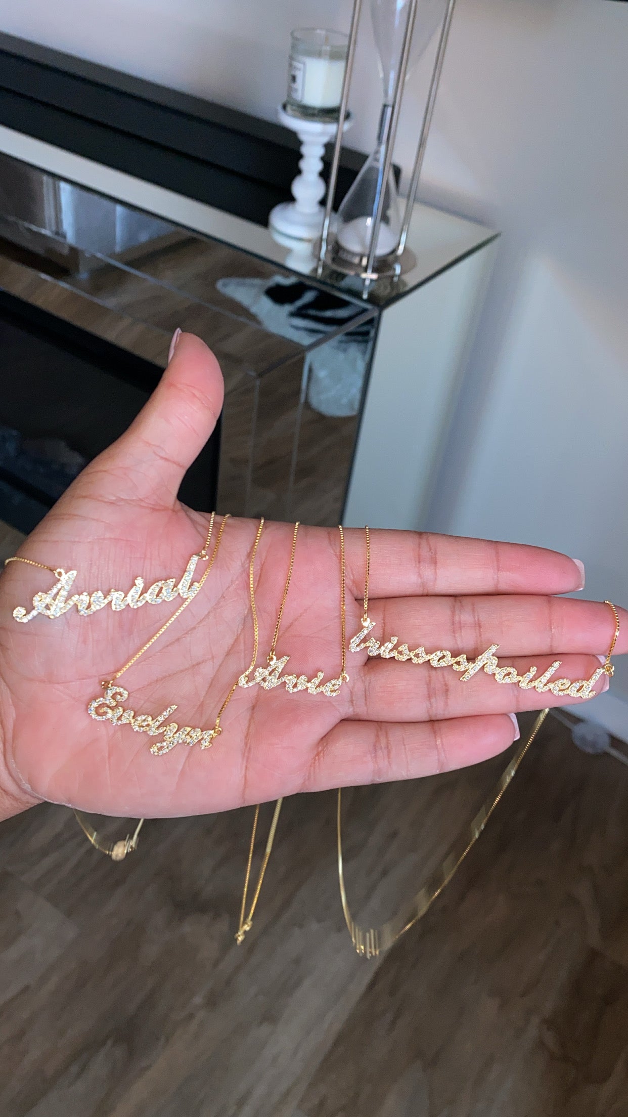 NAME TAG