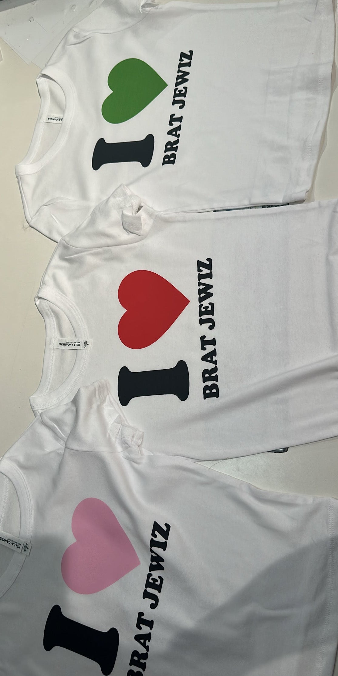 I ❤️ BRAT JEWLZ CROP TEE