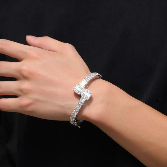 BLINGY BRACELET