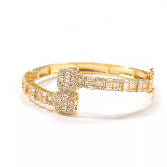 BLINGY BRACELET